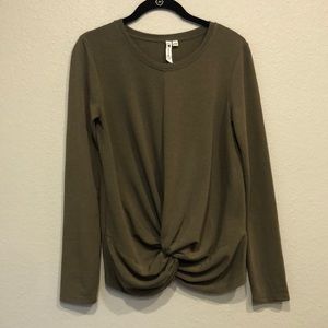 Cable & Guage Olive Green Long Sleeve Tee